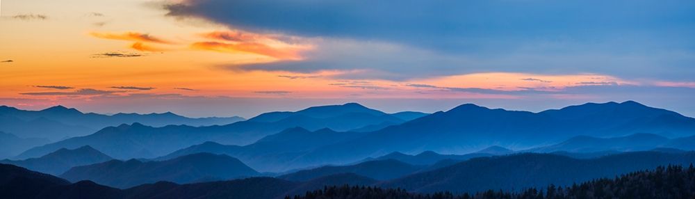 View of Smoky Mountain Range from Clingmans Dome